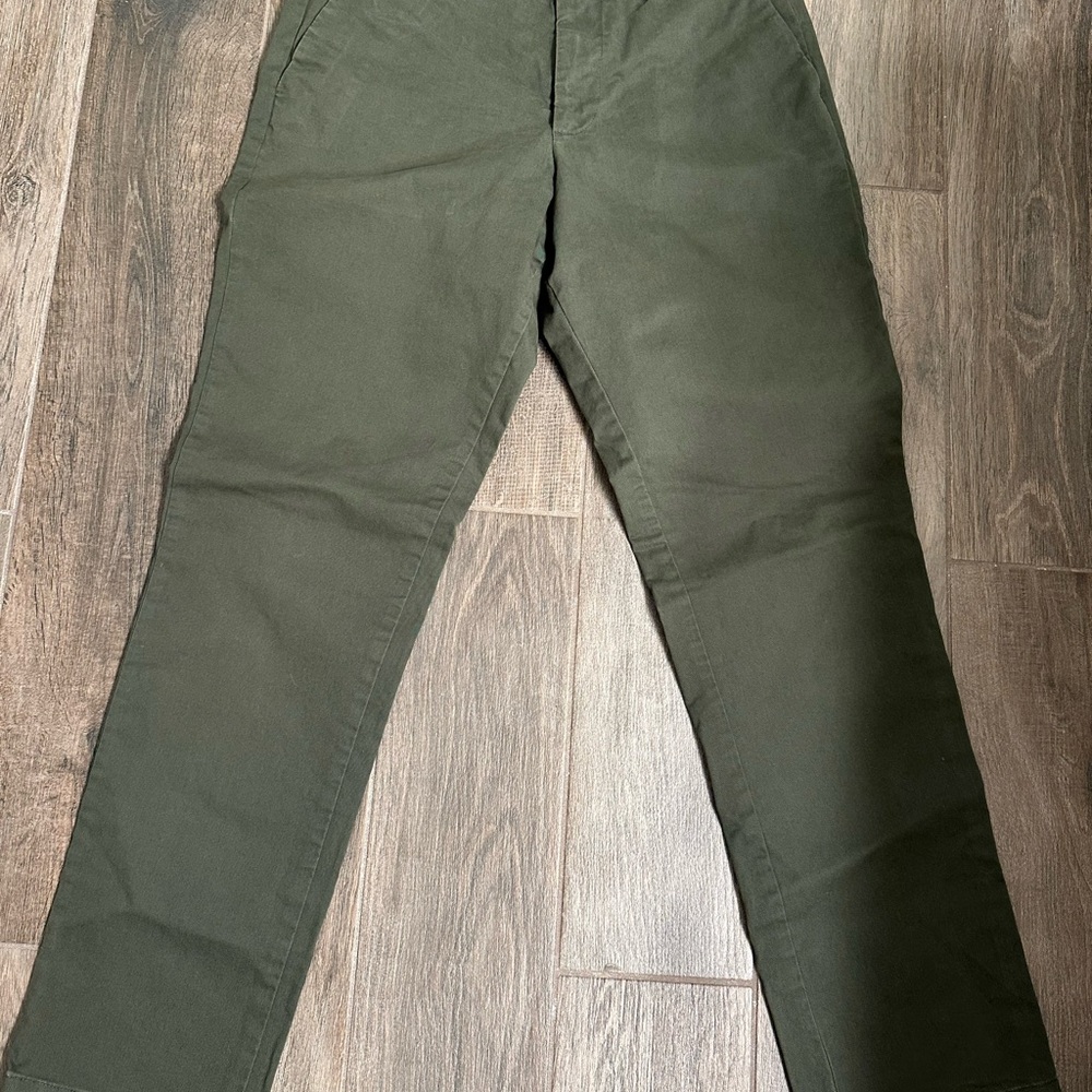 GAP Men's Forest Green Chinos